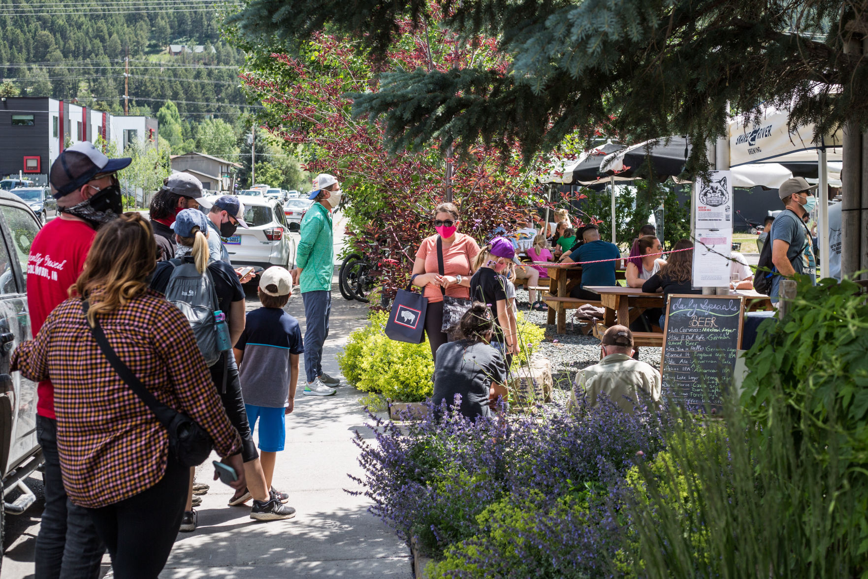 Snake River Brewing opens after COVID-19-related closure